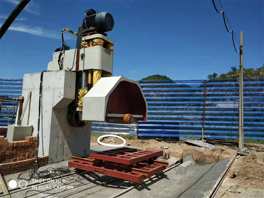 組合鋸發(fā)貨現(xiàn)場(chǎng)